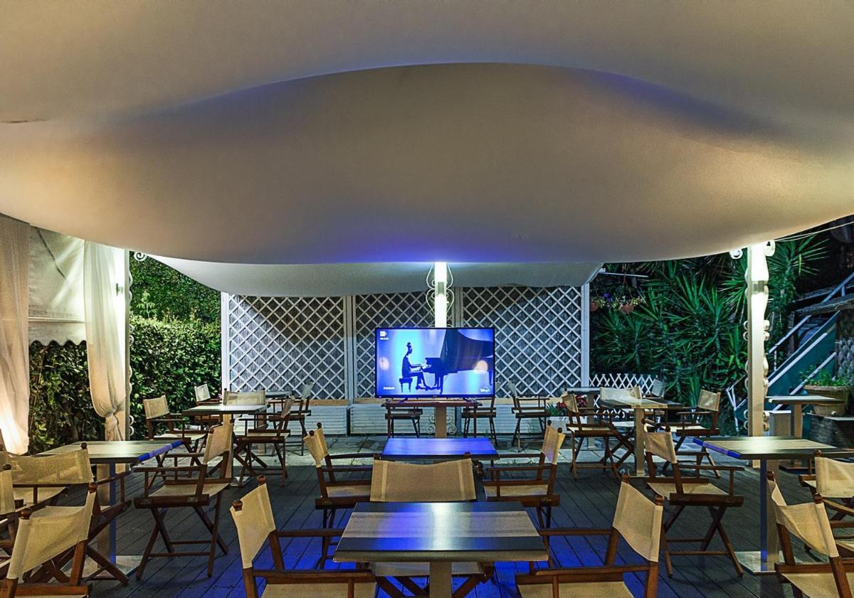 Coluccini 3* Marina di Pietrasanta