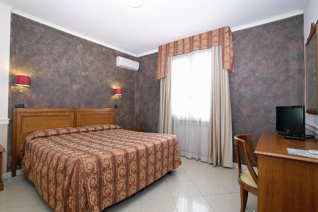 Coluccini 3* Marina di Pietrasanta