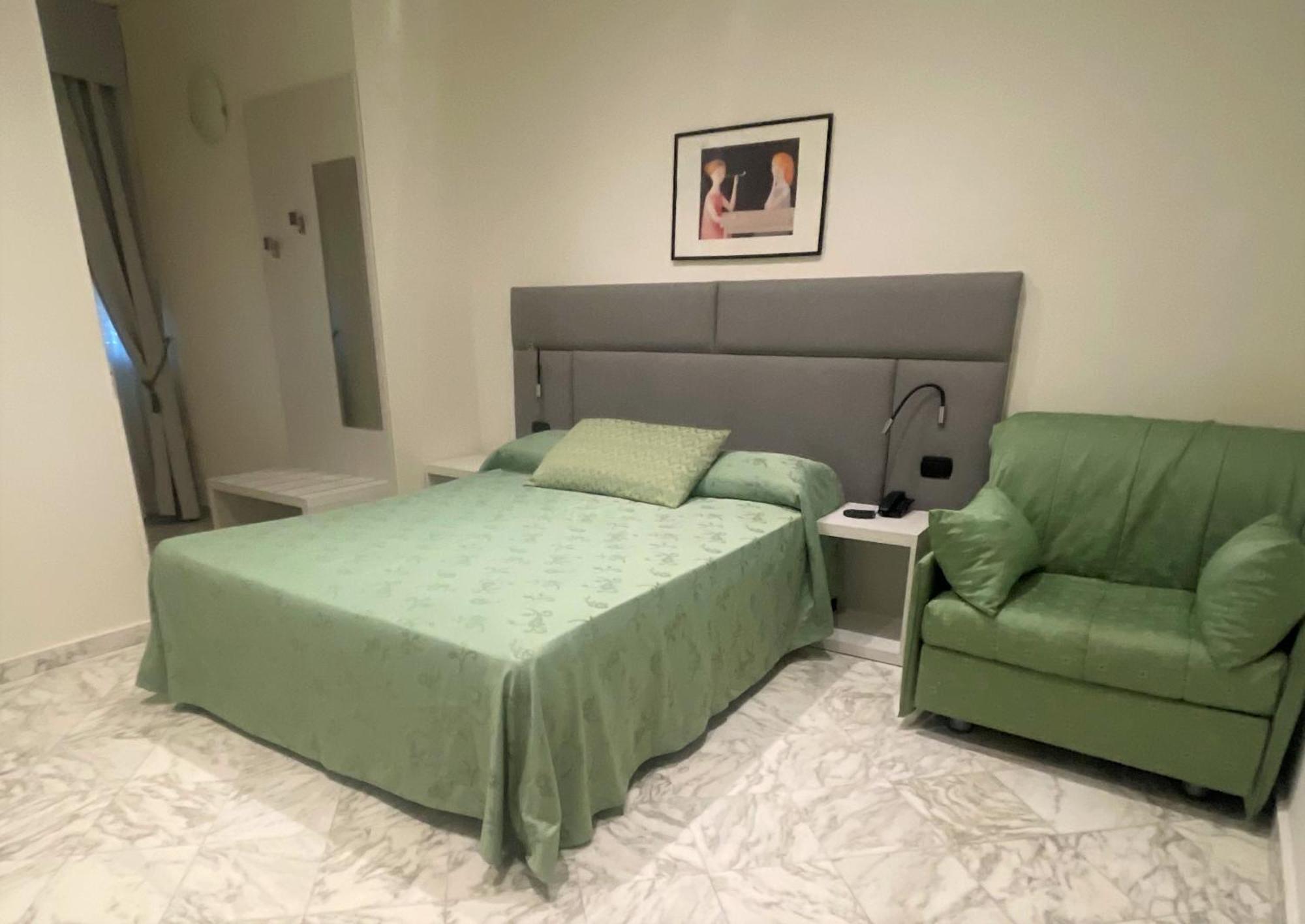 Coluccini 3* Marina di Pietrasanta
