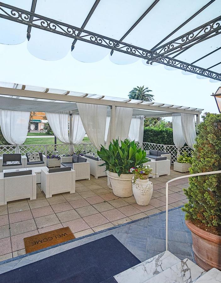 Coluccini 3* Marina di Pietrasanta